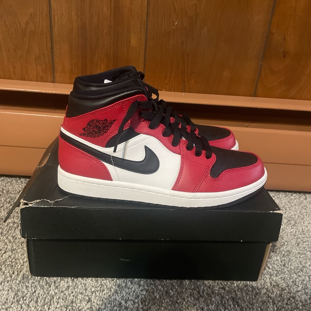 Nike Air Jordan 1 Mid Red Black White Shoes